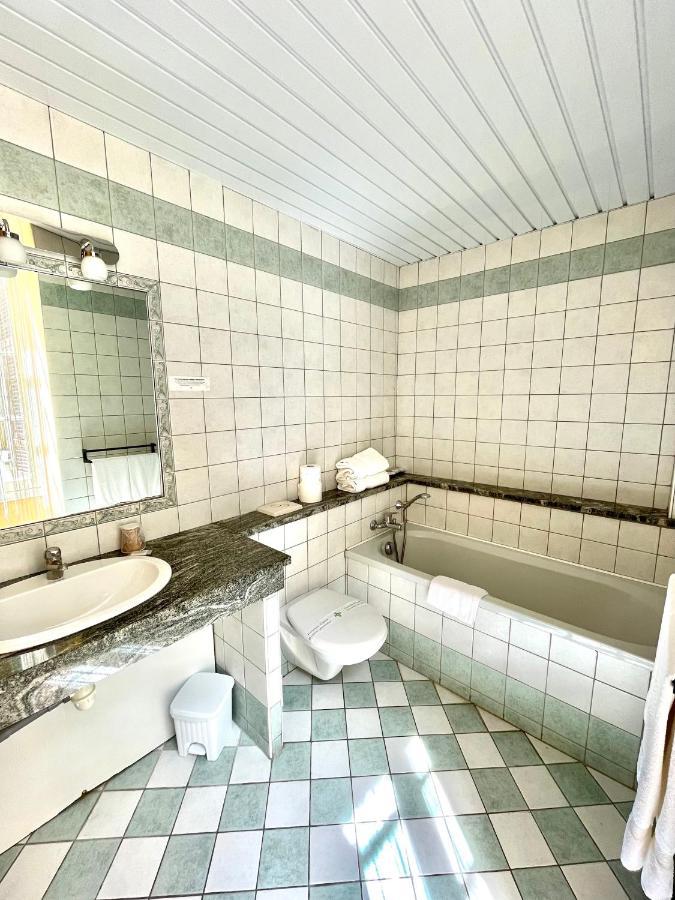 Hotel Le Mirval La Brigue Zewnętrze zdjęcie