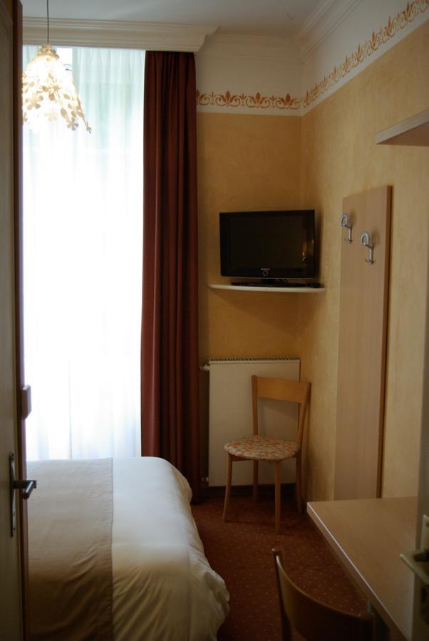Hotel Le Mirval La Brigue Zewnętrze zdjęcie